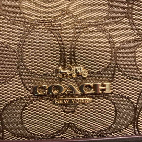 New - ๐ค Coach Taylor Tote in Signature Jacquard - Chocolate Brown - Picture 10 of 11